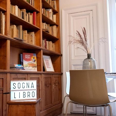 Sognalibro Bed&Books Bed and Breakfast Ragusa Eksteriør billede